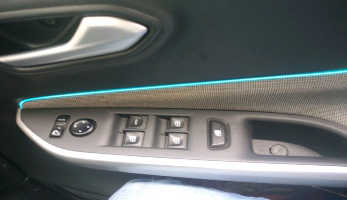 2023 Nissan MAGNITE XV MT, Petrol, Manual, 27,952 km, interior