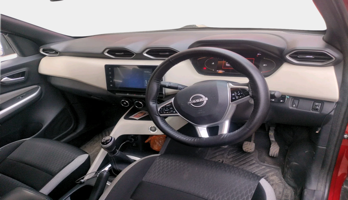 2023 Nissan MAGNITE XV MT, Petrol, Manual, 27,952 km, interior