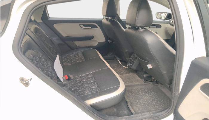 2023 Tata ALTROZ XZ PLUS SUNROOF CNG, Petrol, Manual, 68,473 km, interior