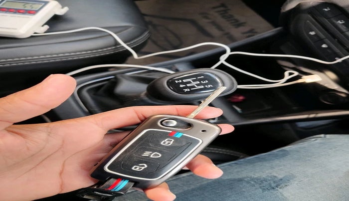 2024 Tata PUNCH ADVENTURE RHYTHM CNG, Petrol, Manual, 13,059 km, interior