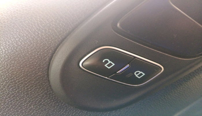 2020 Ford Ecosport TITANIUM 1.5 SPORTS(SUNROOF) PETROL, Petrol, Manual, 42,214 km, interior