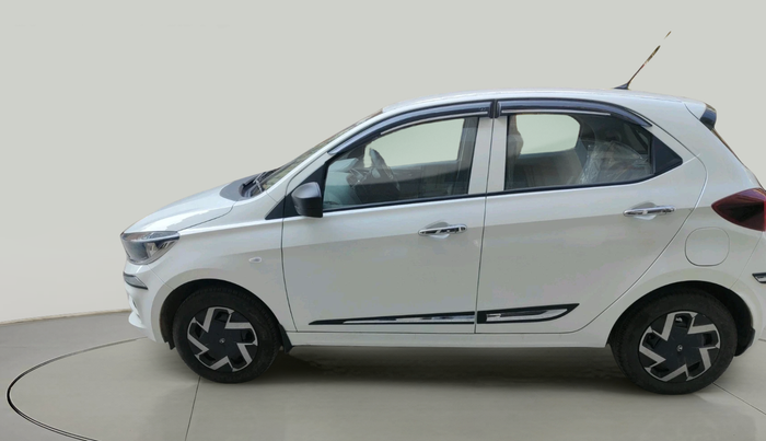 2025 Tata Tiago XM PETROL, Petrol, Manual, 393 km, exterior