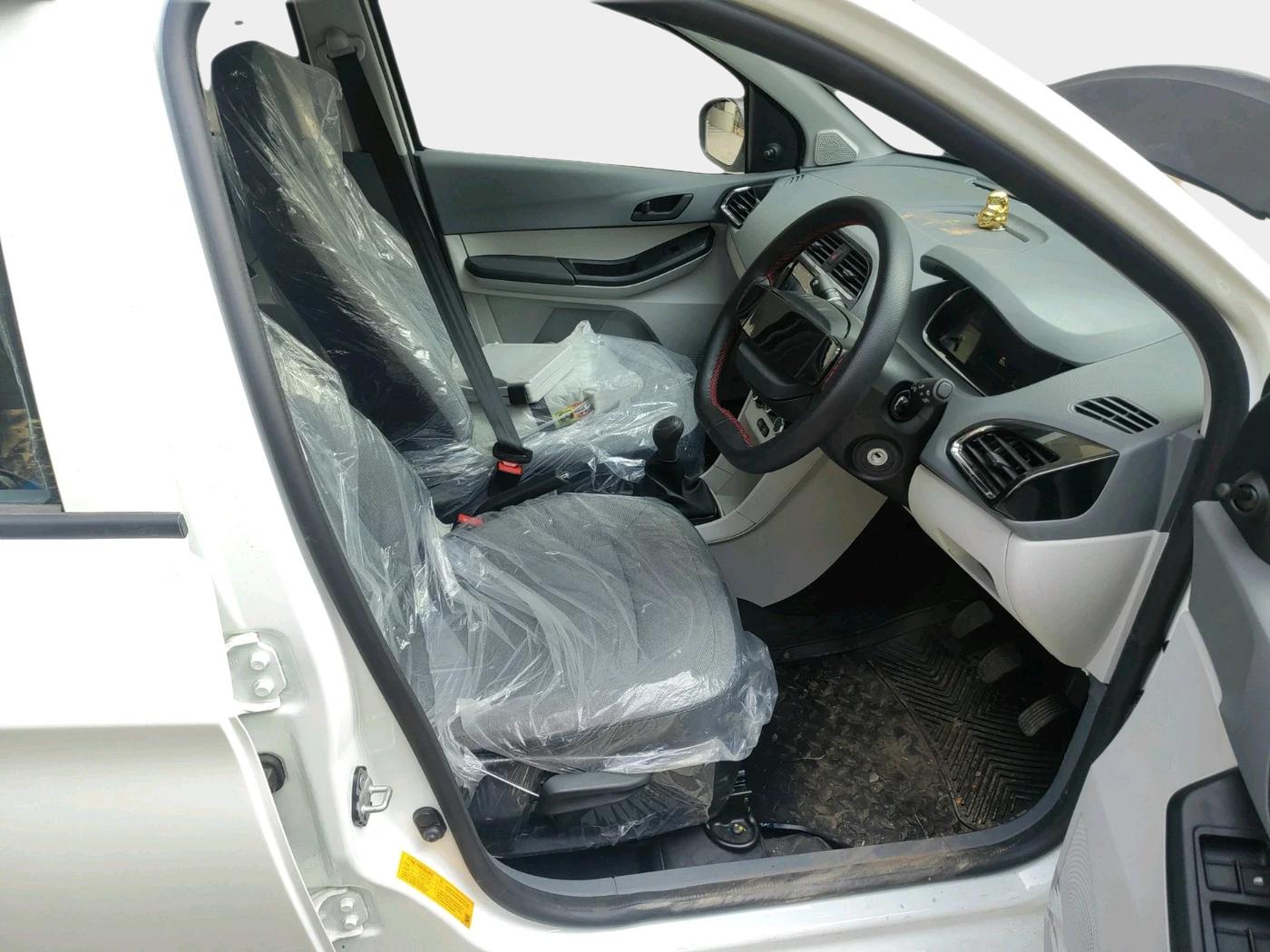 2025 Tata Tiago XM PETROL, Petrol, Manual, 393 km, interior