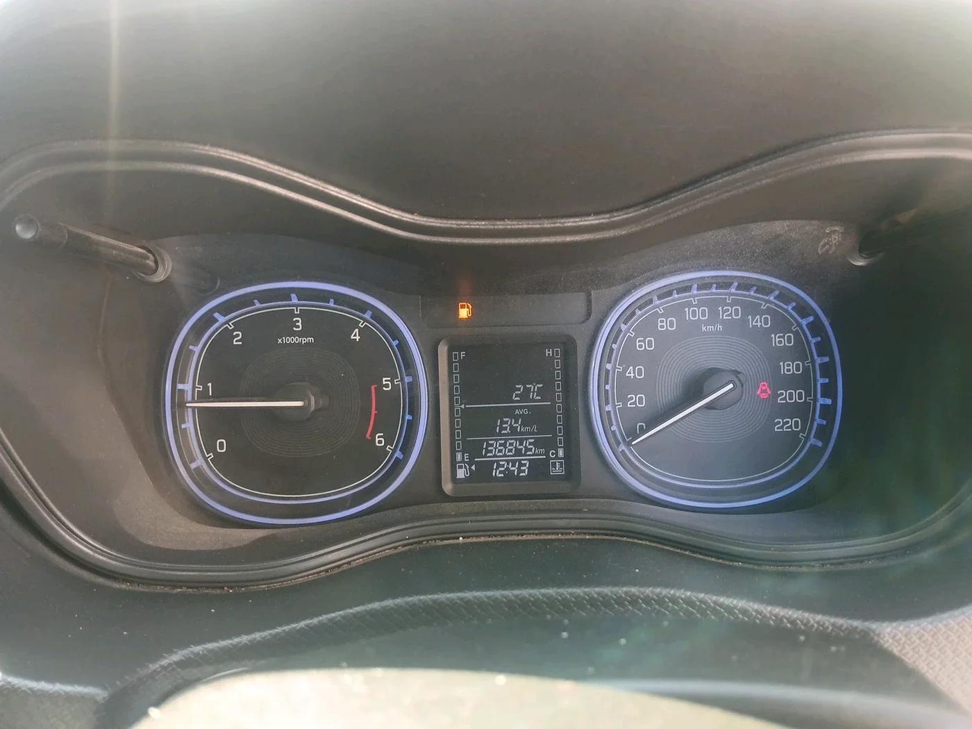 2016 Maruti Vitara Brezza ZDI PLUS, Diesel, Manual, 1,36,845 km, interior
