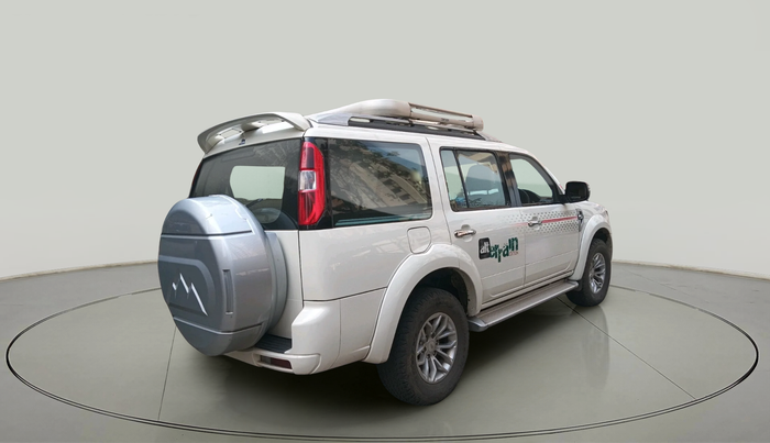 2013 Ford Endeavour 3.0L 4X4 AT, Diesel, Automatic, 1,27,352 km, exterior