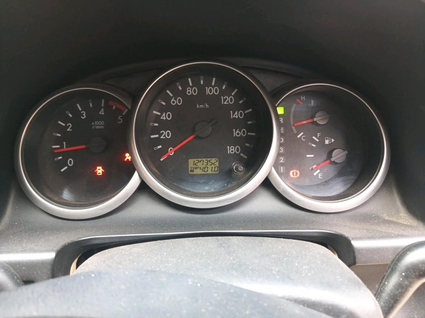 2013 Ford Endeavour 3.0L 4X4 AT, Diesel, Automatic, 1,27,352 km, interior