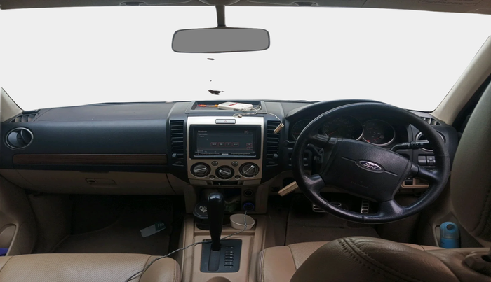 2013 Ford Endeavour 3.0L 4X4 AT, Diesel, Automatic, 1,27,352 km, interior