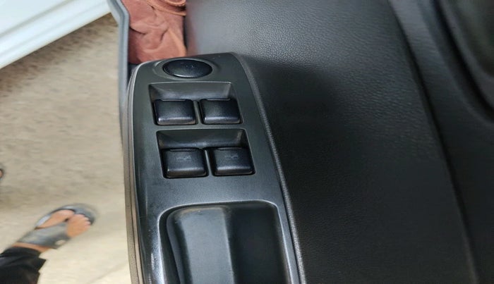 2012 Chevrolet Beat LT DIESEL, Diesel, Manual, 1,53,991 km, interior