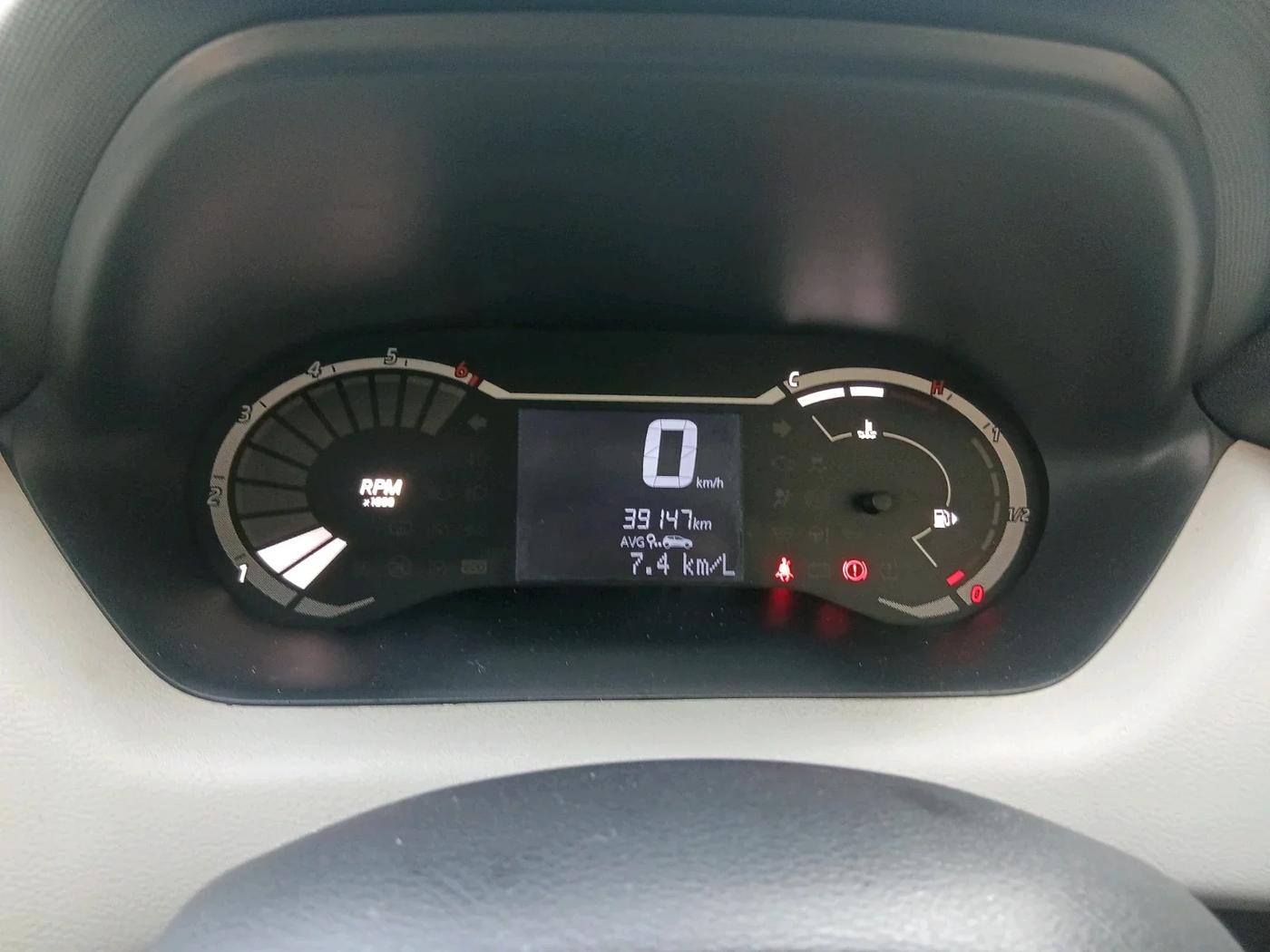 2021 Nissan MAGNITE XL, Petrol, Manual, 39,147 km, interior