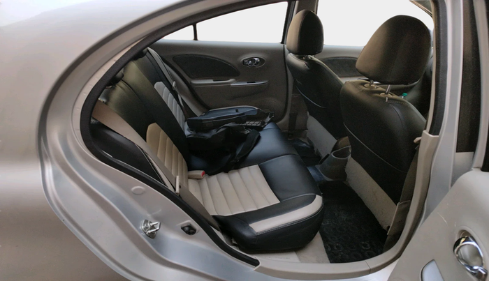 2014 Nissan Micra XV CVT, Petrol, Automatic, 82,262 km, interior