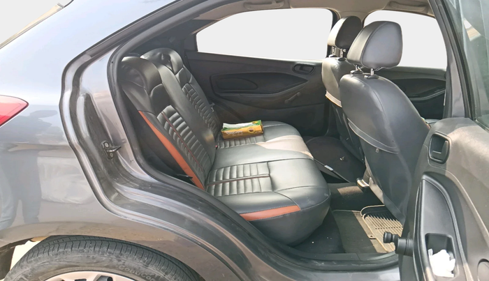 2016 Ford New Figo AMBIENTE 1.2 PETROL, Petrol, Manual, 48,256 km, interior