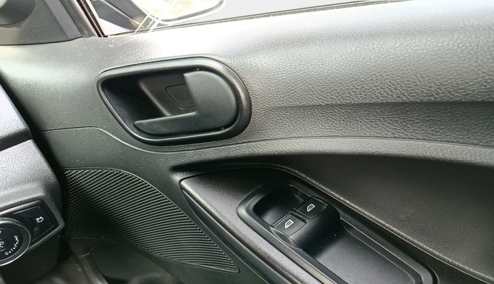 2016 Ford New Figo AMBIENTE 1.2 PETROL, Petrol, Manual, 48,256 km, interior