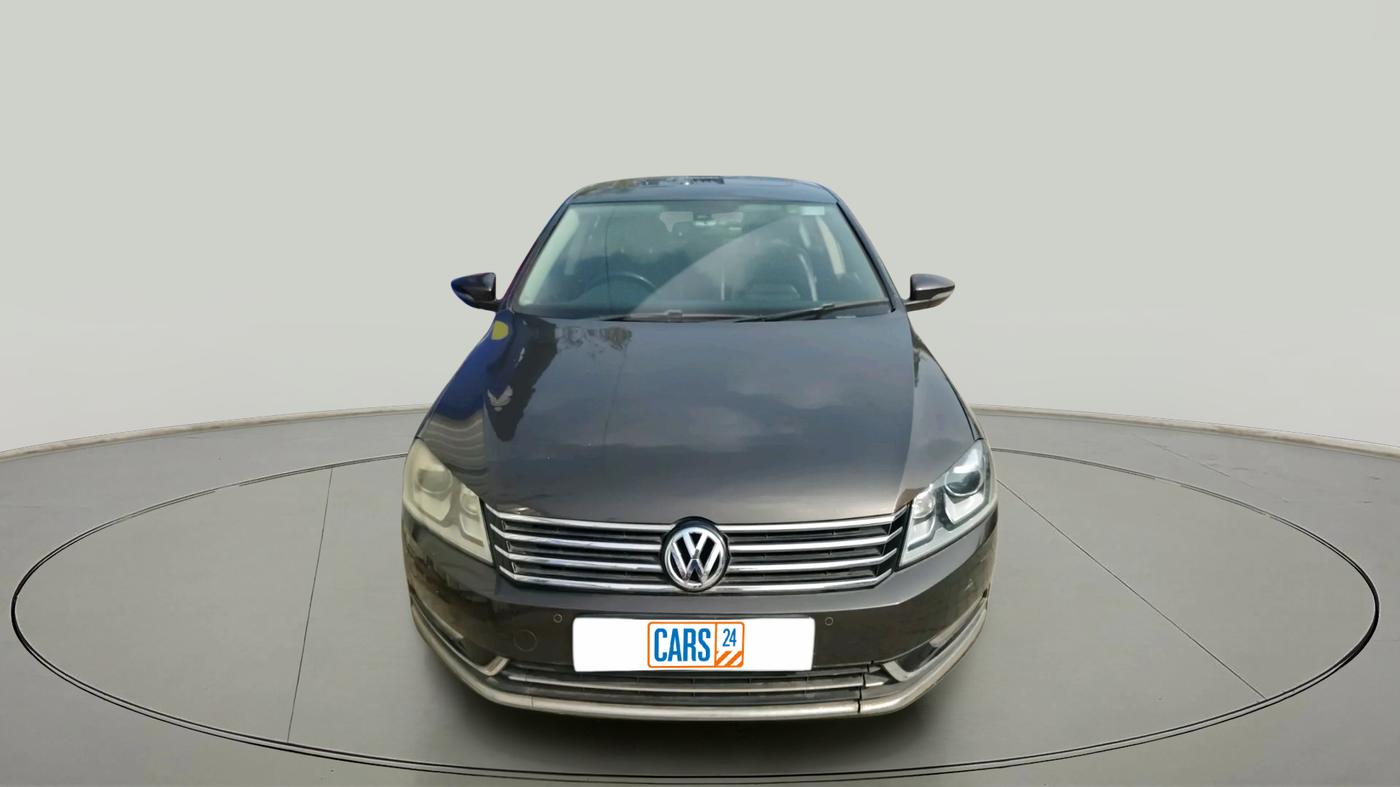2012 Volkswagen Passat HIGHLINE DSG, Diesel, Automatic, 1,51,216 km, exterior