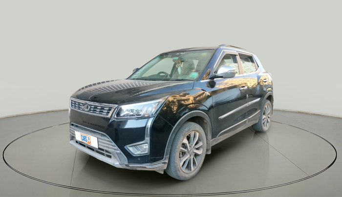 2020 Mahindra XUV300 W8 (O) 1.5 DIESEL, Diesel, Manual, 94,500 km, exterior