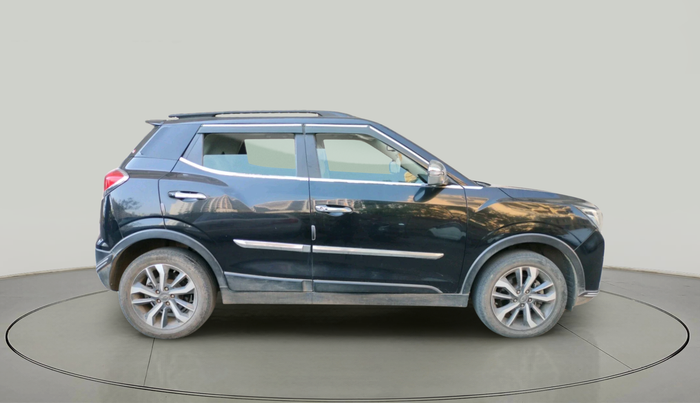 2020 Mahindra XUV300 W8 (O) 1.5 DIESEL, Diesel, Manual, 94,500 km, exterior