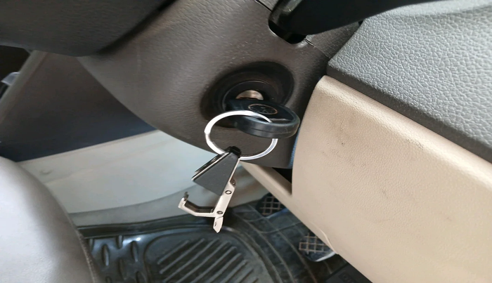 2011 Volkswagen Vento TRENDLINE DIESEL 1.6, Diesel, Manual, 1,31,041 km, interior