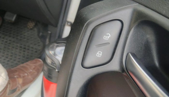 2021 Volkswagen Polo TRENDLINE 1.0L, Petrol, Manual, 40,787 km, interior