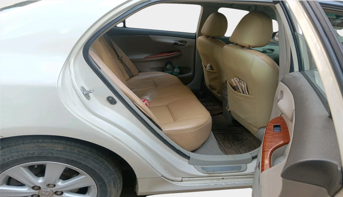 2011 Toyota Corolla Altis G DIESEL, Diesel, Manual, 1,57,894 km, interior