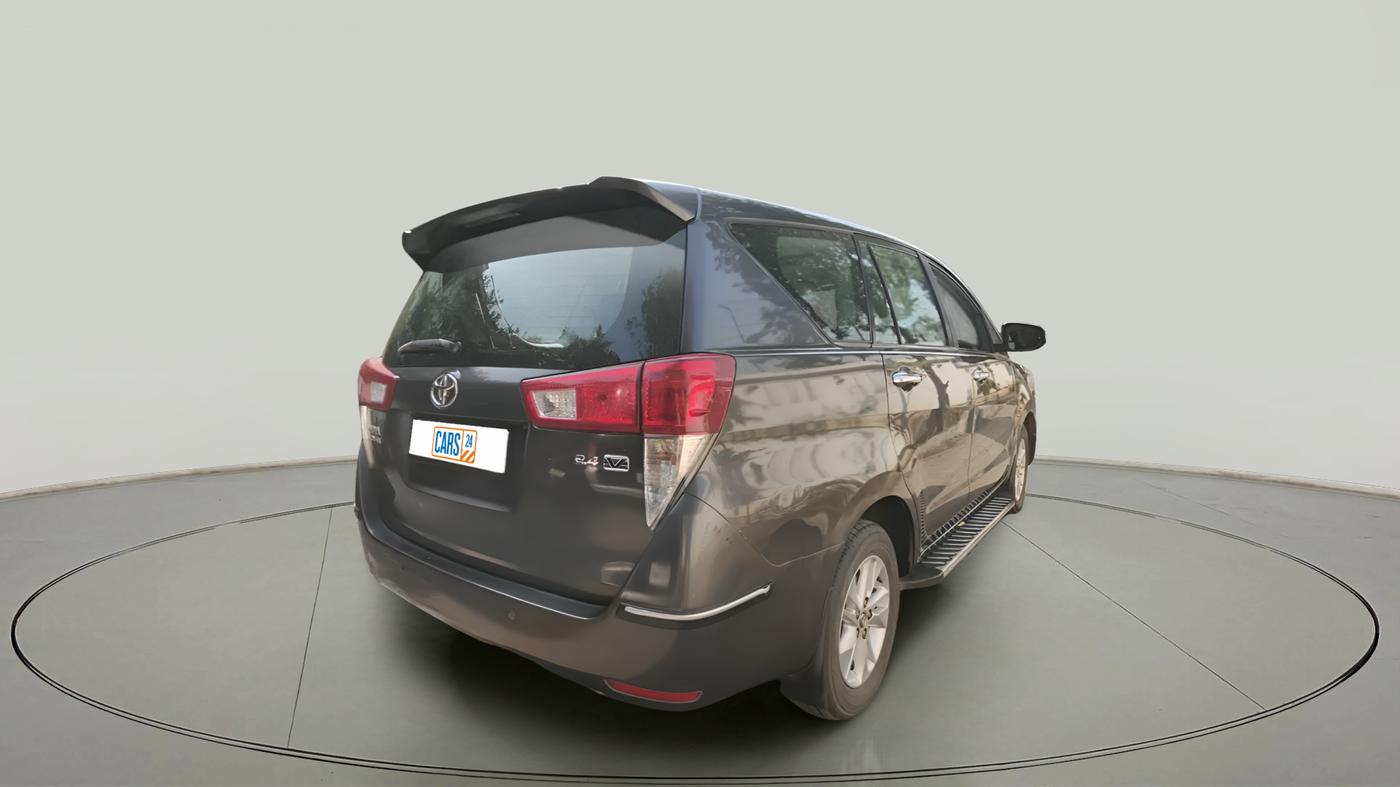 2018 Toyota Innova Crysta 2.4 VX 8 STR, Diesel, Manual, 58,429 km, exterior