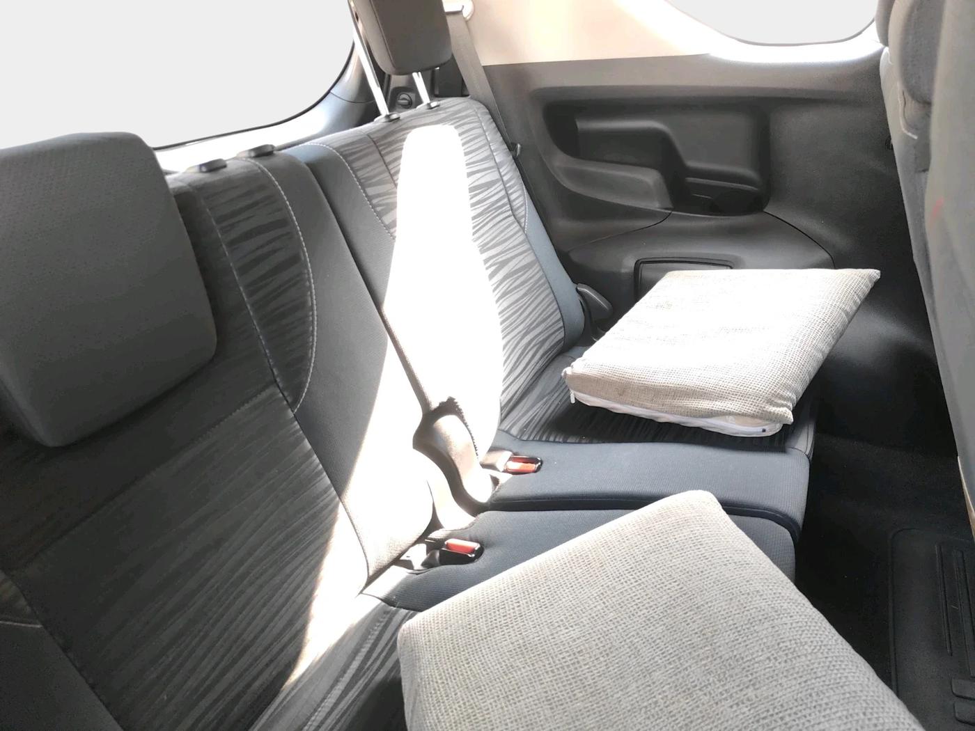 2018 Toyota Innova Crysta 2.4 VX 8 STR, Diesel, Manual, 58,429 km, interior