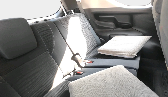 2018 Toyota Innova Crysta 2.4 VX 8 STR, Diesel, Manual, 58,429 km, interior