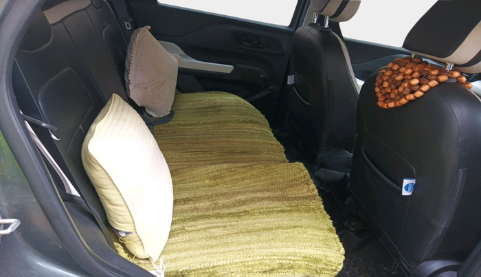 2023 Tata PUNCH PURE MT, Petrol, Manual, 16,583 km, interior