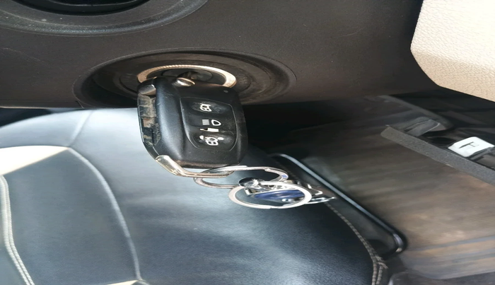 2015 Tata Zest XT PETROL, Petrol, Manual, 1,11,931 km, interior