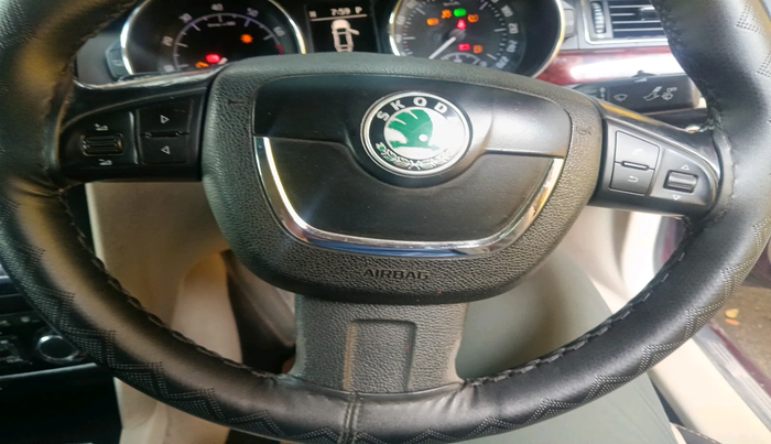 2012 Skoda Superb ELEGANCE 1.8 TSI AT, Petrol, Automatic, 1,12,561 km, interior