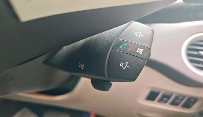 2011 Renault Koleos 4x4 AT, Diesel, Automatic, 1,78,203 km, interior