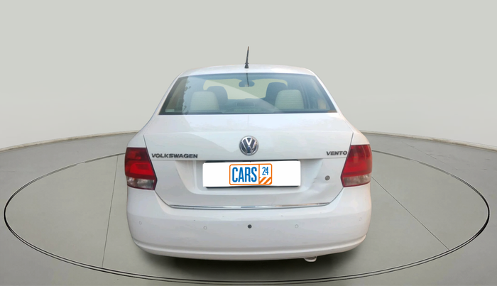 2013 Volkswagen Vento HIGHLINE 1.6 MPI, Petrol, Manual, 1,05,251 km, exterior