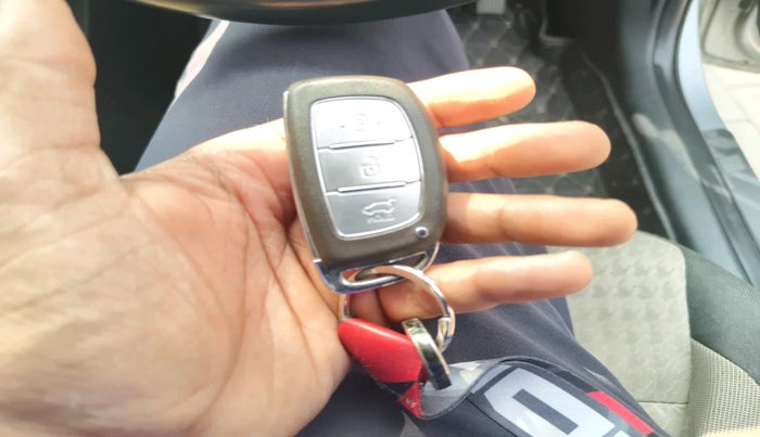 2018 Hyundai Elite i20 ASTA 1.2 (O), Petrol, Manual, 65,563 km, interior