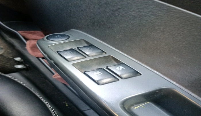 2011 Chevrolet Beat LT PETROL, Petrol, Manual, 78,355 km, interior