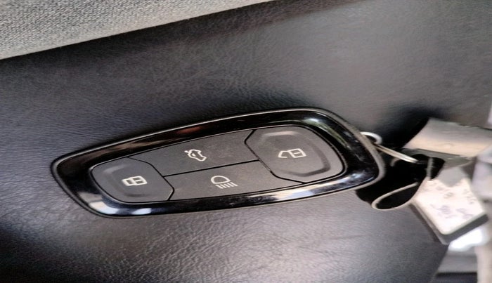 2023 Tata TIAGO NRG XZ MT, Petrol, Manual, 14,746 km, interior