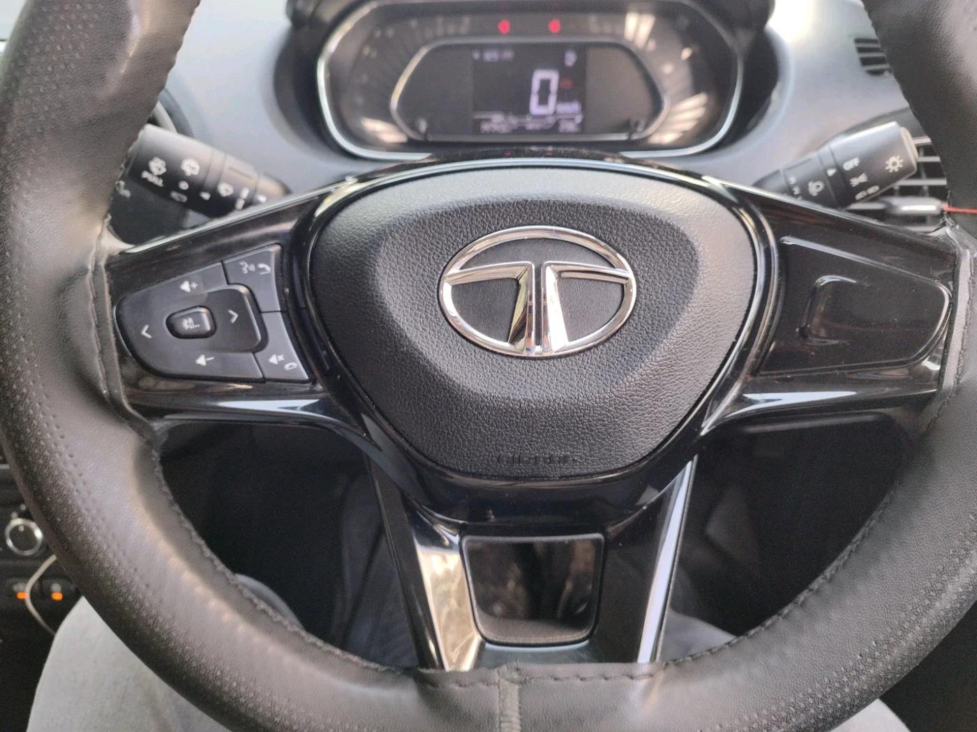 2023 Tata TIAGO NRG XZ MT, Petrol, Manual, 14,746 km, interior