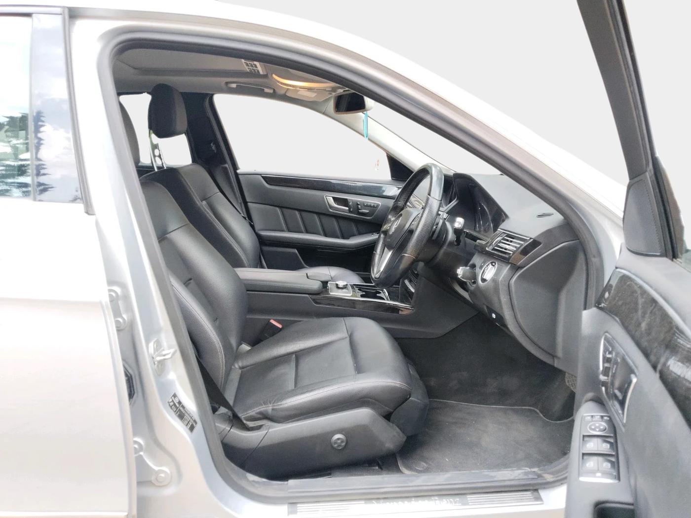 2013 Mercedes Benz E Class E 220 CDI avantgarde, Diesel, Automatic, 95,118 km, interior