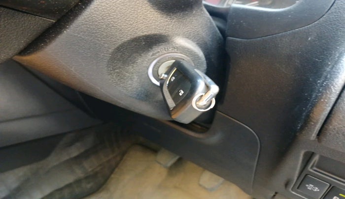 2021 Toyota Innova Crysta 2.4 G 7 STR, Diesel, Manual, 99,559 km, interior