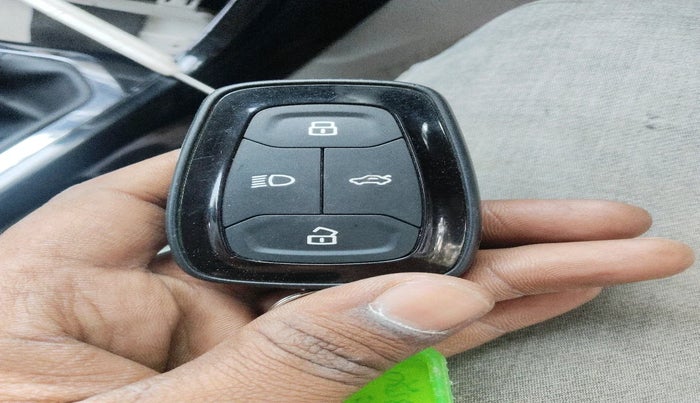 2020 Tata NEXON XZ PLUS PETROL SUNROOF, Petrol, Manual, 67,508 km, interior