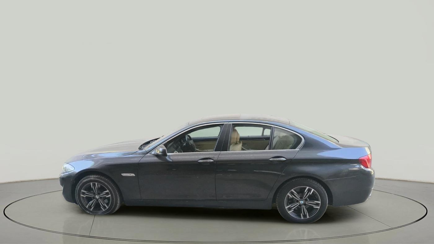 2013 BMW 5 Series 520D 2.0, Diesel, Automatic, 1,13,591 km, exterior