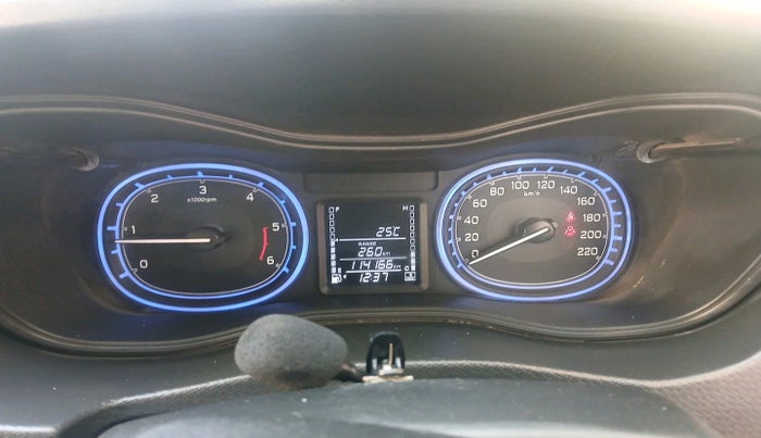 2017 Maruti Vitara Brezza ZDI, Diesel, Manual, 1,14,166 km, interior