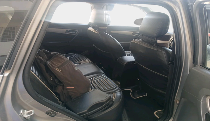 2017 Maruti Vitara Brezza ZDI, Diesel, Manual, 1,14,166 km, interior