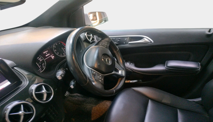 2012 Mercedes Benz B Class B 180 SPORTS PETROL, Petrol, Automatic, 40,093 km, interior