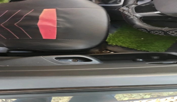 2016 Renault Kwid RXL, Petrol, Manual, 55,823 km, interior