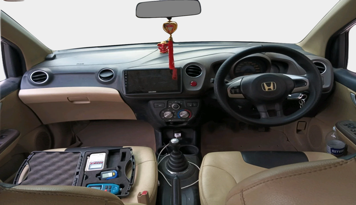 2013 Honda Amaze 1.5L I-DTEC VX, Diesel, Manual, 1,27,865 km, interior