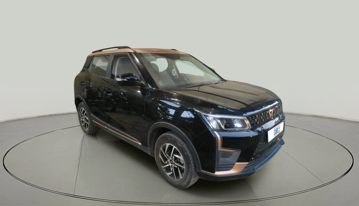2022 Mahindra XUV400 EL 7.2 KW, Electric, Automatic, 41,973 km, exterior