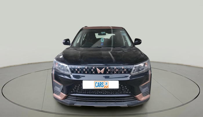 2022 Mahindra XUV400 EL 7.2 KW, Electric, Automatic, 41,973 km, exterior