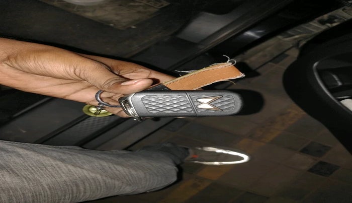 2022 Mahindra XUV400 EL 7.2 KW, Electric, Automatic, 41,973 km, interior