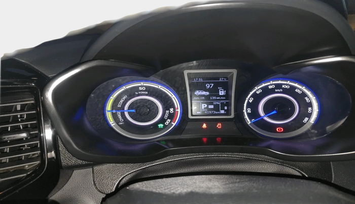 2022 Mahindra XUV400 EL 7.2 KW, Electric, Automatic, 41,973 km, interior