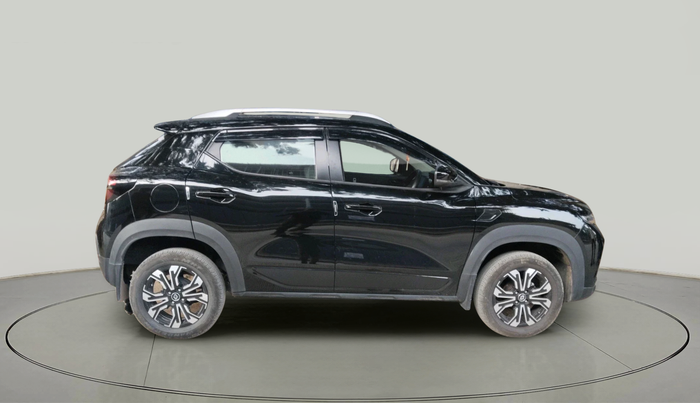 2024 Renault Kiger RXT (O) MT, Petrol, Manual, 8,269 km, exterior