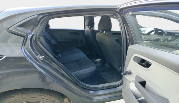 2020 Tata ALTROZ XE PETROL, Petrol, Manual, 39,599 km, interior