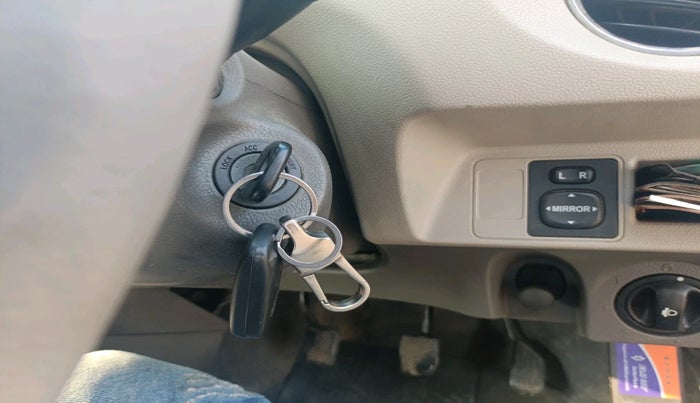 2015 Toyota Etios VX-D, Diesel, Manual, 1,15,214 km, interior